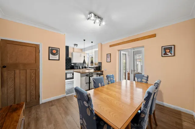 Holden Road, Leigh, WN7, photo 3