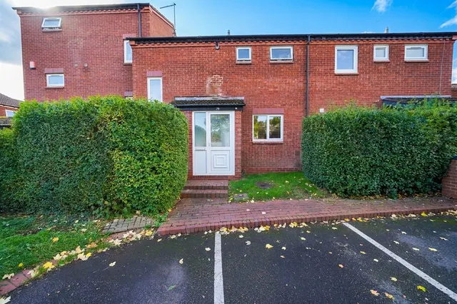 Upper Field Close, Redditch, photo 1