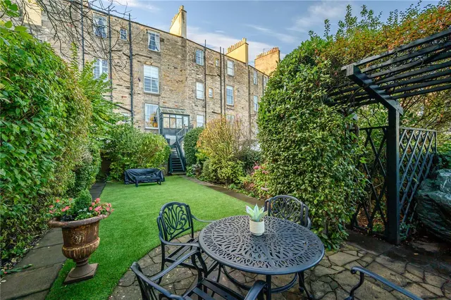 Photo 2 — Drummond Place, New Town, Edinburgh, EH3 6PW