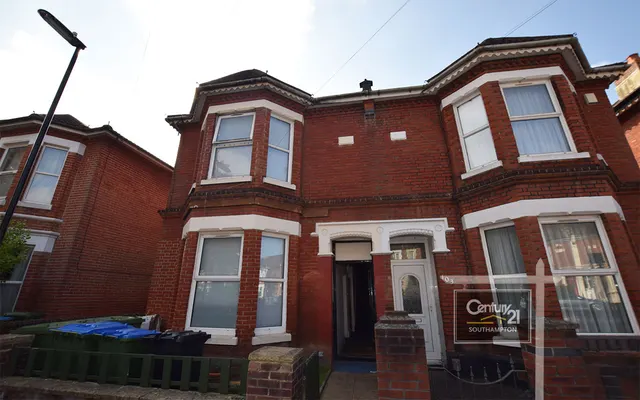 Livingstone Road, Southampton, SO14, photo 1