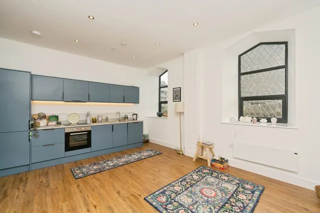 Woodland Road West, Colwyn Bay, LL29, photo 2