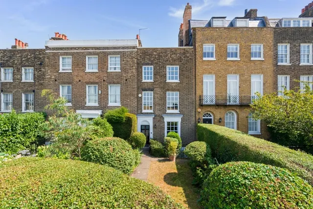 Montpelier Row, London, SE3, photo 2