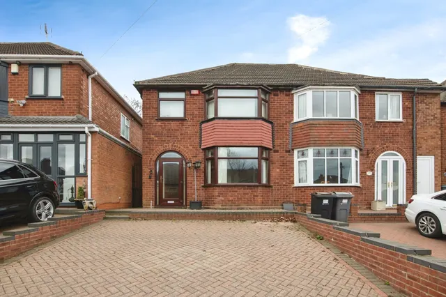 Foden Road, BIRMINGHAM, photo 1