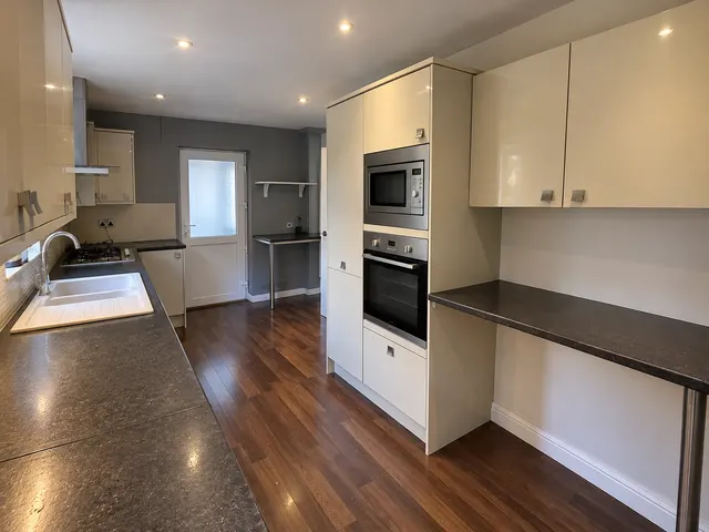 Queensway, Leamington Spa, CV31, photo 2