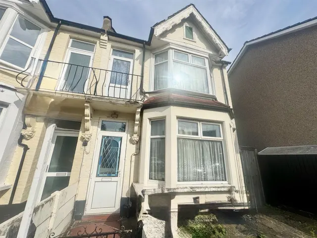 Bensham Lane, Croydon, CR0, photo 1