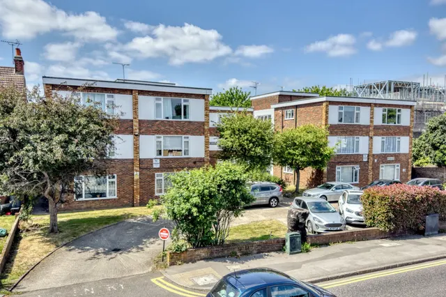 Highstone Court, Wanstead, photo 1