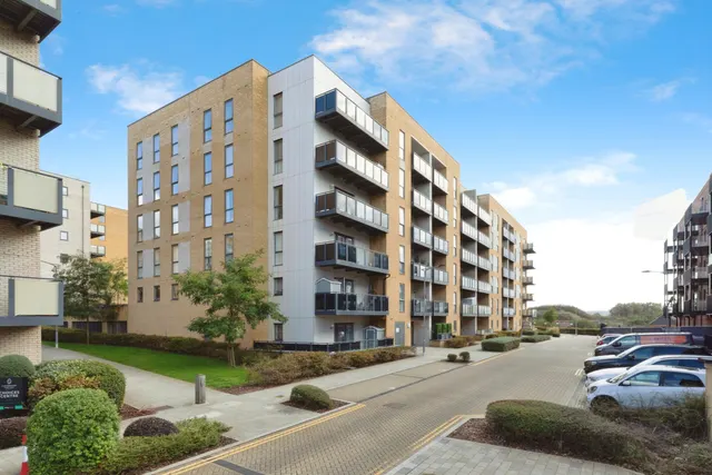 Sackett Road, Barking, IG11, photo 1