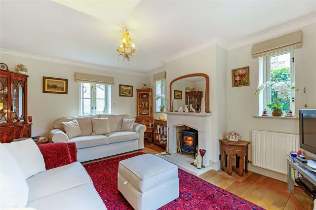 Photo 2 — Broadwell, Moreton-in-Marsh, Gloucestershire, GL56 0UF