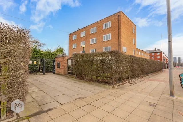 Flat 4, Elishaw Row Eccles New Road, Salford, M5 4UJ, photo 1