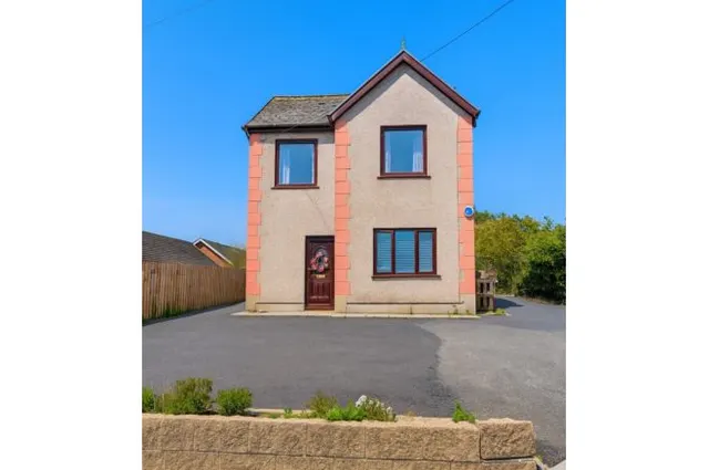 Heol Y Meinciau, Llanelli, photo 1