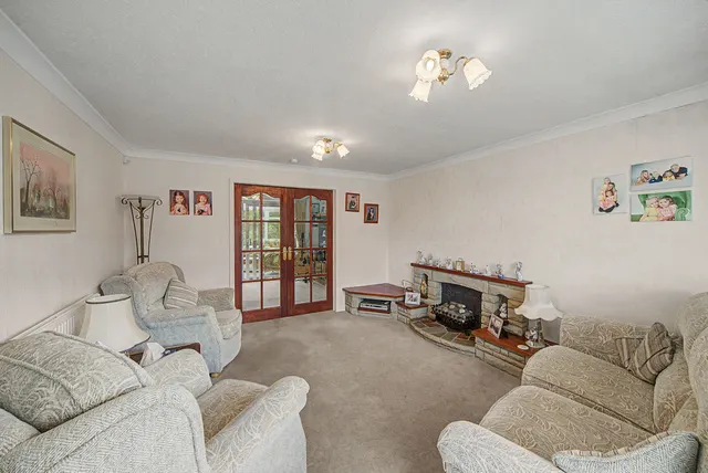 Photo 2 — Brentwood Close Smithy Bridge, Littleborough OL15 0ND
