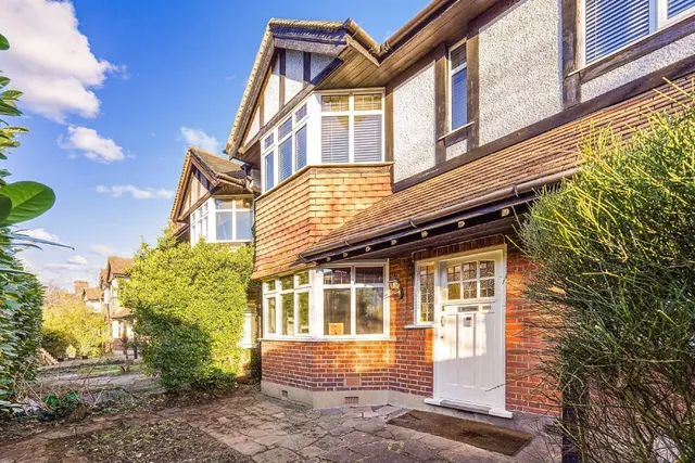 Woodleigh Gardens, SW16, photo 1