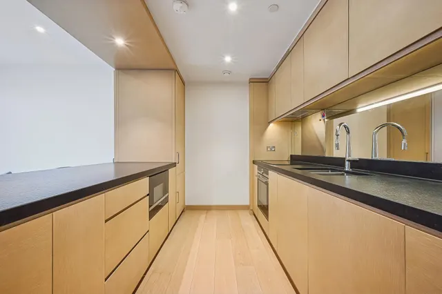 Embassy Gardens, Nine Elms, SW11, photo 2