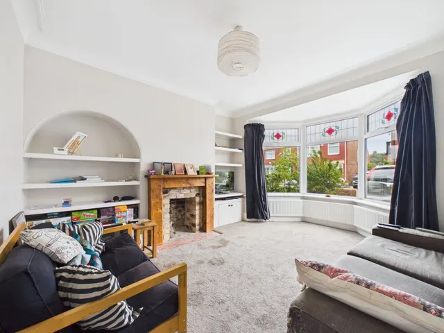 Paignton Avenue, Whitley Bay, NE25, photo 3