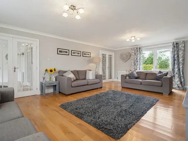 Photo 2 — 28 Greek Thomson Road, Balfron, G63 0RE