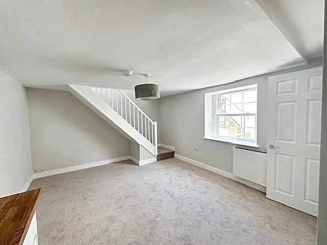 Photo 2 — Apartment 1, 21 Gloucester Place, Cheltenham, GL52 2RN