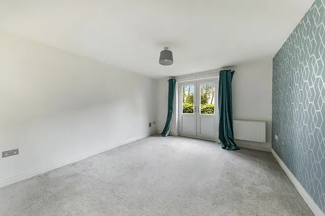 Watney Close, Purley, CR8, photo 3