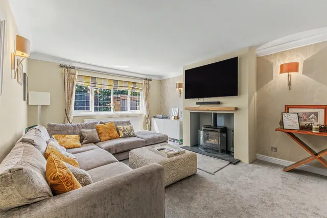 Photo 2 — Millfield, Sedgeberrow, WR11
