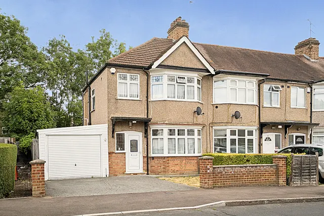 Hampden Road, Harrow Weald, HA3, photo 1