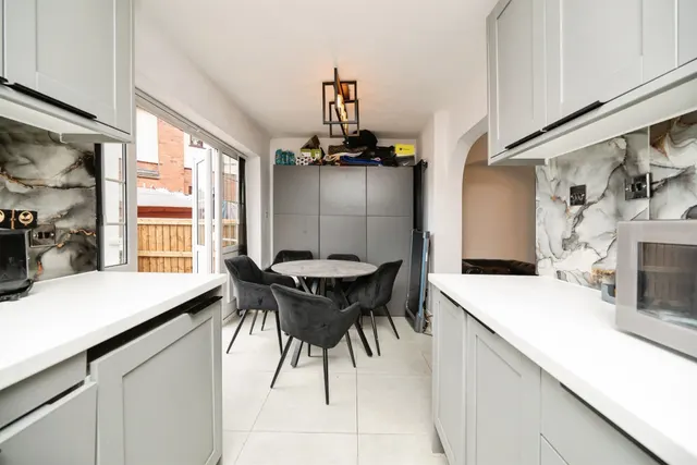 Limes Road, Dudley, DY1, photo 3