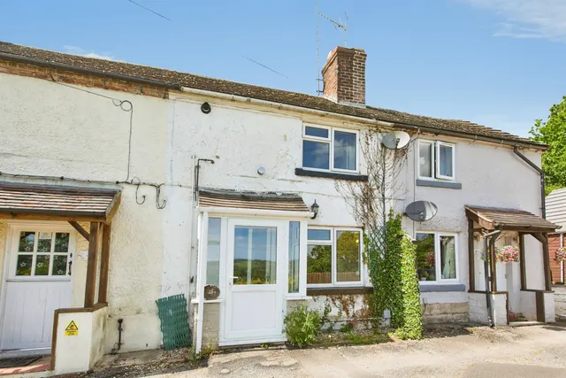 Bridge Hill, Mayfield, Ashbourne, photo 1
