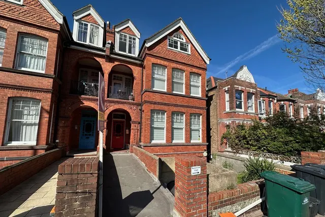 101 Beaconsfield Villas, Brighton BN1 6HF, photo 1