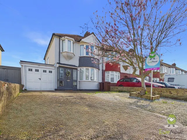 Woodlands Road, Gillingham, ME7, photo 1