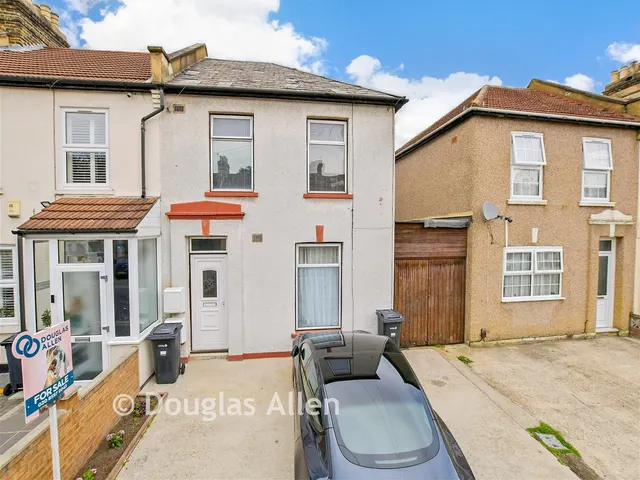 Grange Road, Ilford, IG1, photo 1