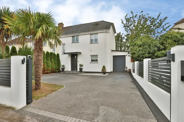 Batchelor Road, West Howe, BH11, photo 1
