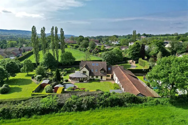 Cadhay Lane, Ottery St. Mary, Devon, EX11 1QZ, photo 1