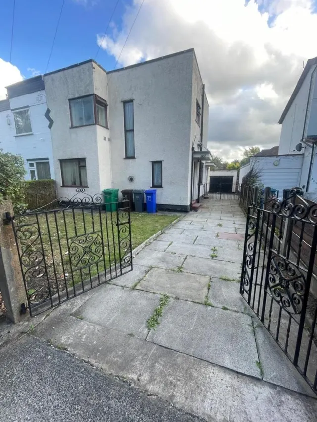 Altrincham Road, Manchester, M23, photo 2