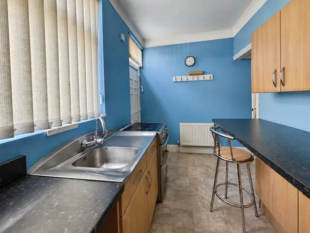 Marsh Street, Cleckheaton, BD19, photo 3