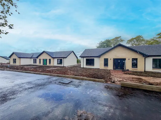 Photo 2 — Bellefield Road, Lanark, Lanark, ML11 7RH
