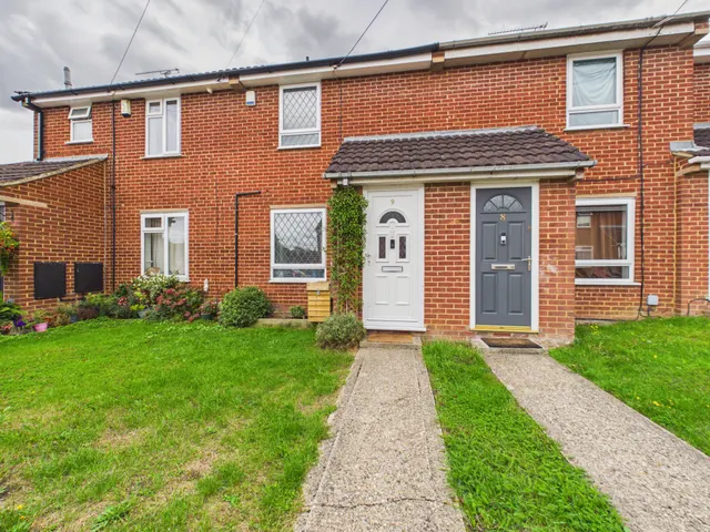 Minton Close, Tilehurst, Reading, RG30, photo 1