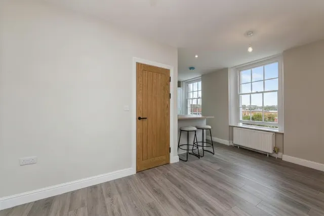 Bampton Street, Tiverton, EX16, photo 3