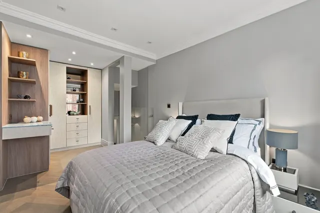 Talbot Road, London, W11, photo 2