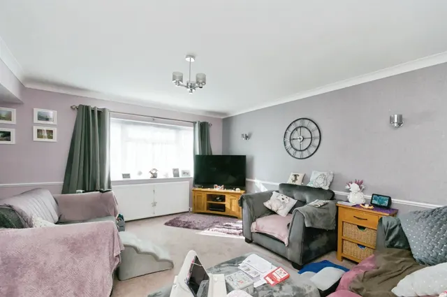 Photo 2 — Camber Close, Bexhill-On-Sea