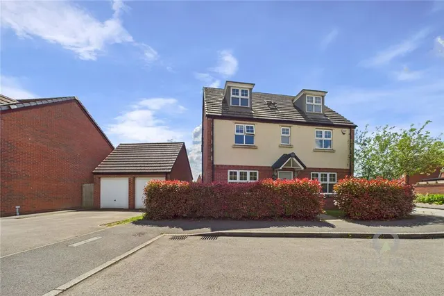 Garner Close, Harlestone Manor, NN5, photo 1