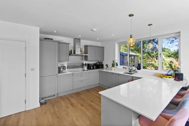 Merlin Drive, Edenbridge, TN8, photo 3