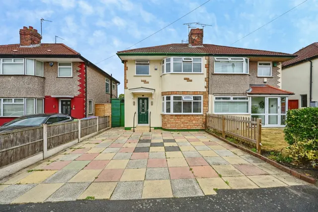 Wayville Close, Liverpool, photo 1
