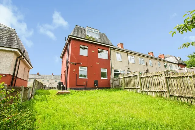 Photo 3 — Ovenden Way, Halifax, West Yorkshire, HX3