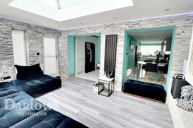 Lakeside Close, Brynmawr, photo 1