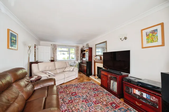 Bacon Lane, Hayling Island, PO11, photo 2