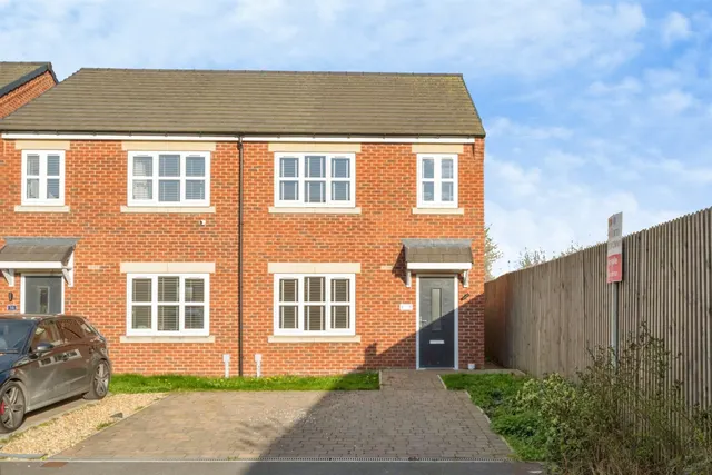 Avro Way, Blaxton, DN9, photo 1