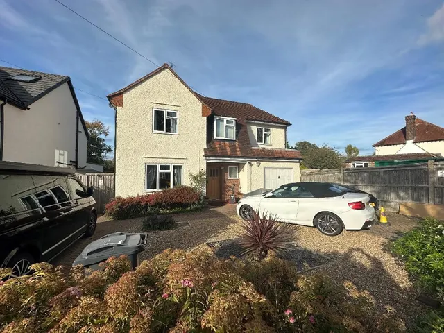Blacksmiths Hill, Sanderstead, photo 1