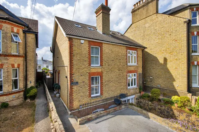 Dartford Road, Sevenoaks, Kent, TN13 3TE, photo 1