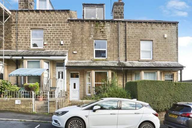 Priestthorpe Road, Bingley, BD16, photo 1