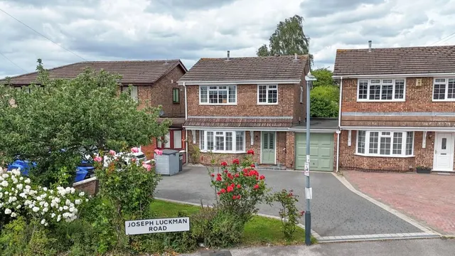 Joseph Luckman Road, Bedworth, Warwickshire, CV12, photo 1