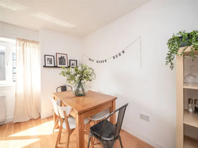 Allanfield, Edinburgh, EH7, photo 3