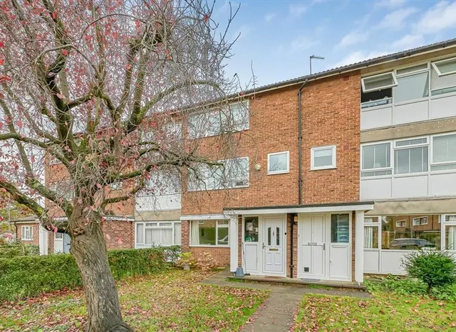 Lyme Farm Road, Lee, SE12, photo 1